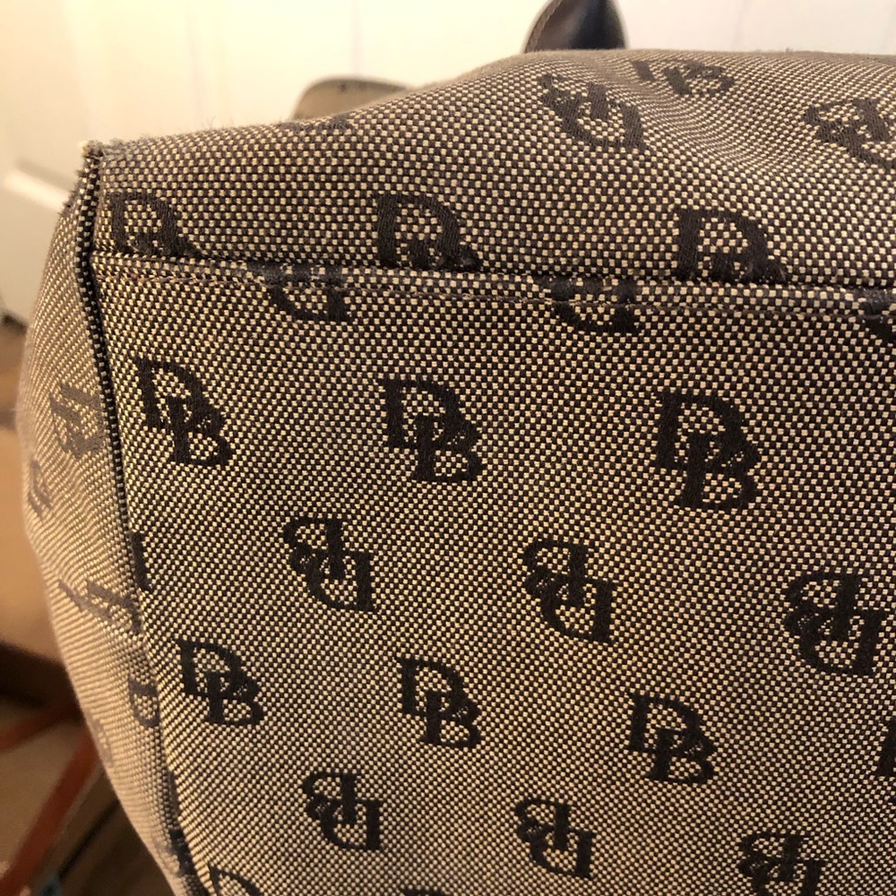 Large Dooney & Bourke shoulder bag - Picture 6 of 8